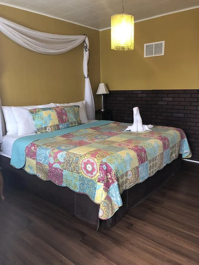 **  The Rex Motel At מפלי הניאגרה קנדה